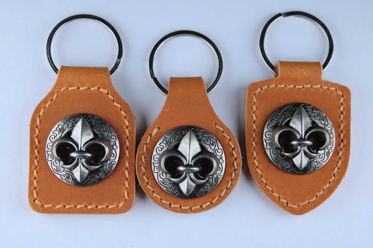 The Fleur-de-Lis Medallion Keychain