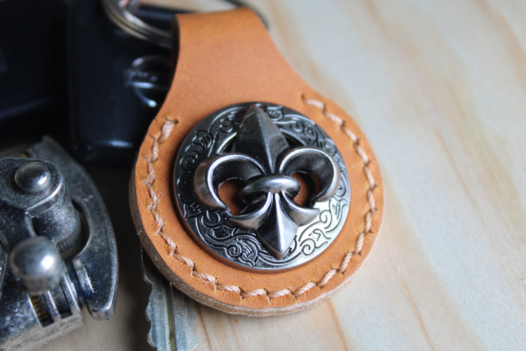 The Fleur-de-Lis Medallion Keychain