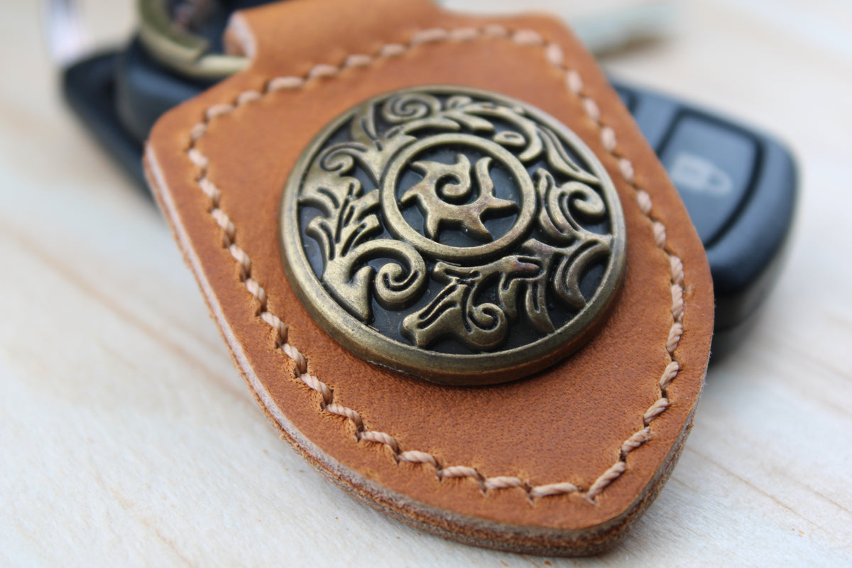 The Scrollwork Keychain