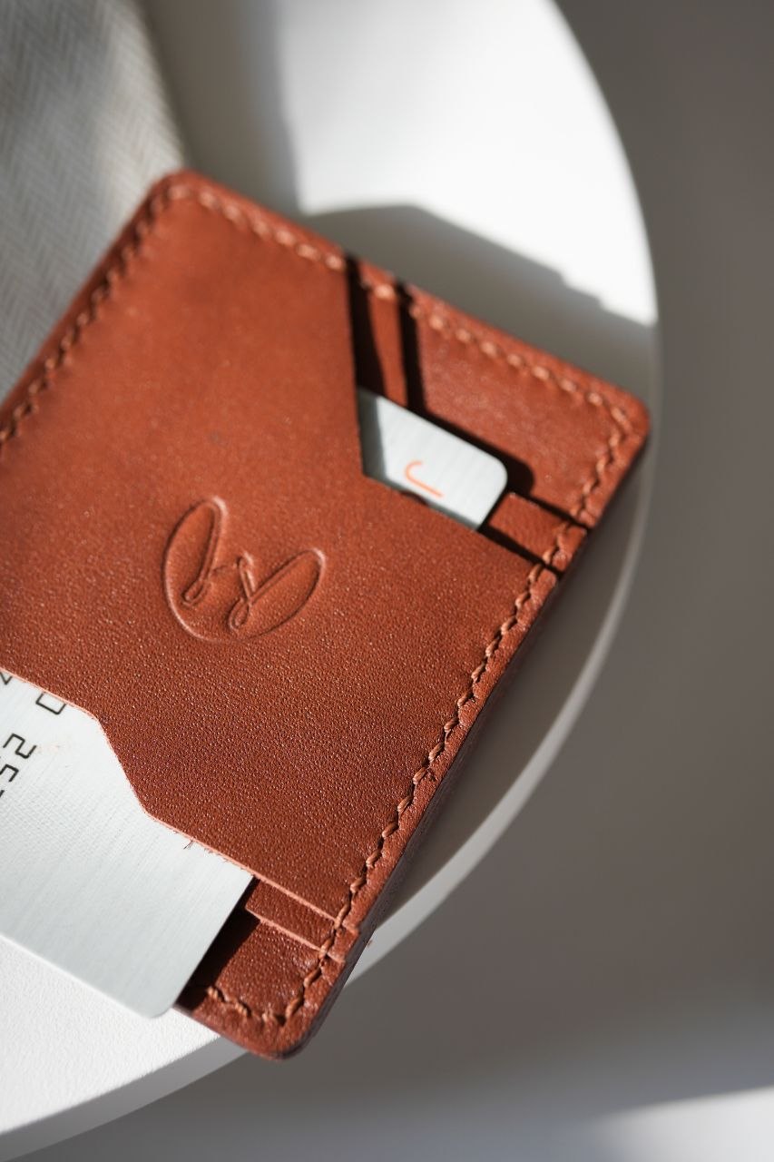 Slim 4-Pocket Cardholder