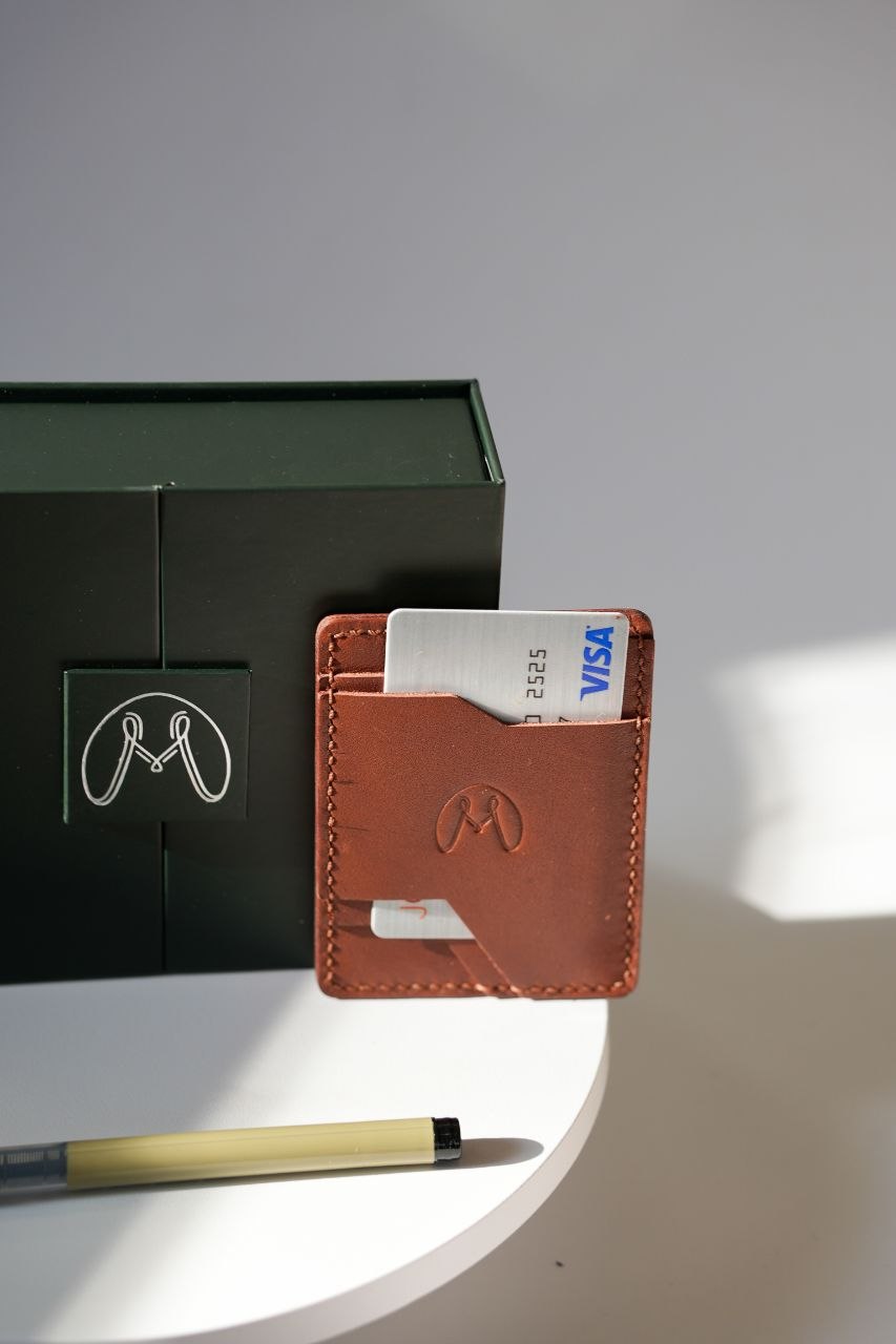 Slim 4-Pocket Cardholder
