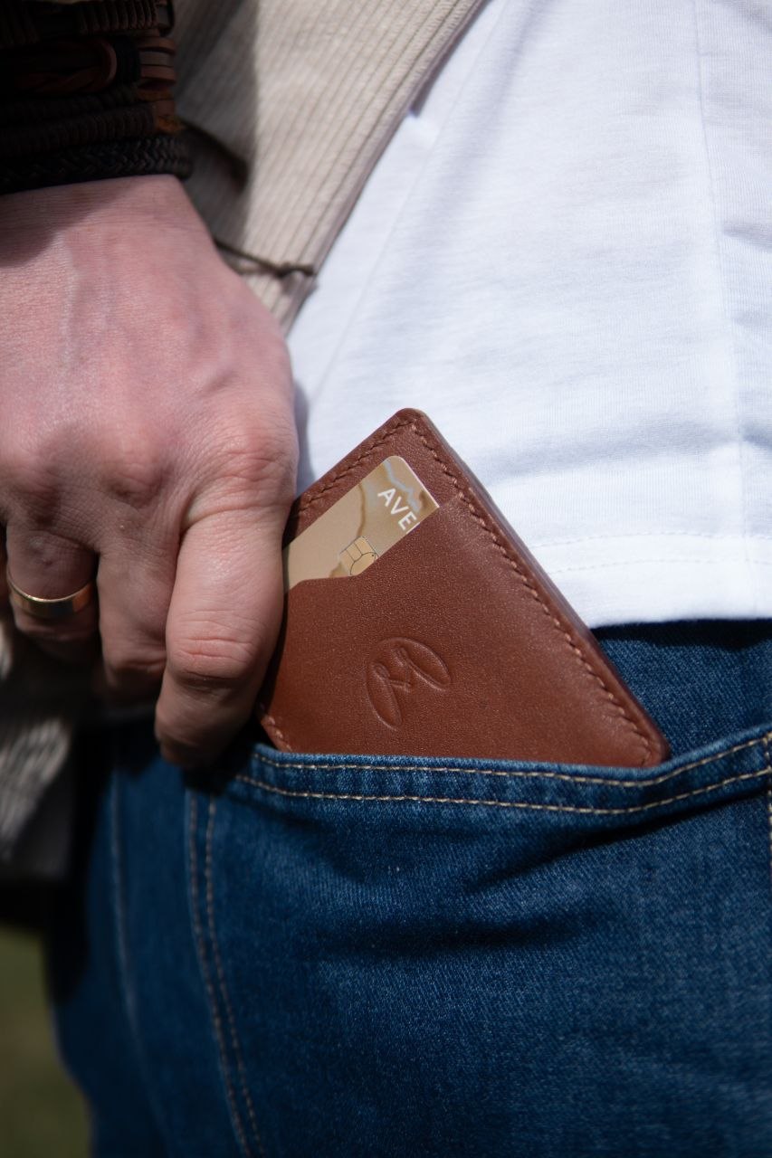 Slim 4-Pocket Cardholder