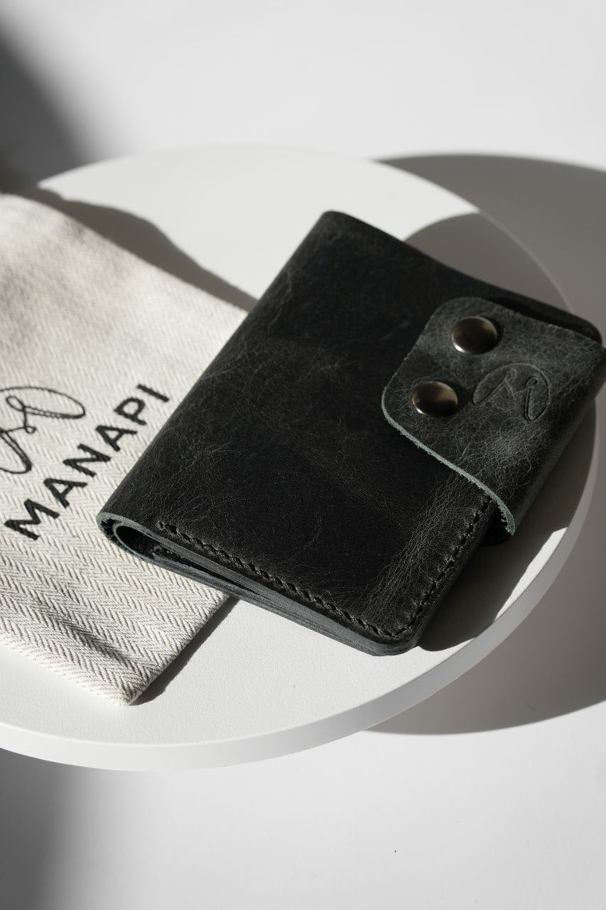 The Vanguard Vertical Leather Wallet